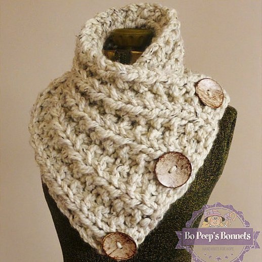 This heat wave has got me dreaming of cool fall days, pumpkin spice lattes, cozy campfires, and knitting lots and lots of our Lancaster Scarves. Enjoy lower prices on all our knits while this super sauna weather continues☀☀☀ #bringonfall #autumndreamin